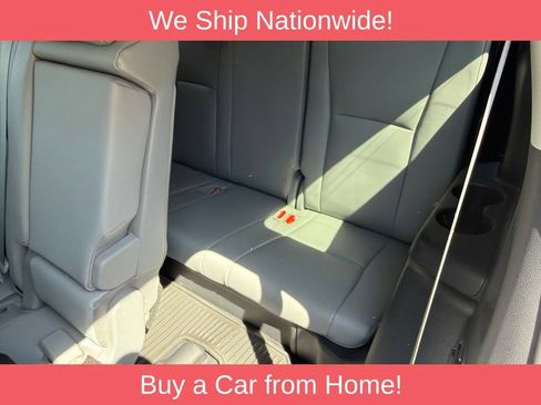 Used 2021 Toyota Highlander XLE AWD/4WD image 26