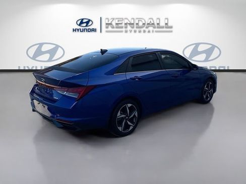Used 2023 Hyundai Elantra Limited FWD image 6
