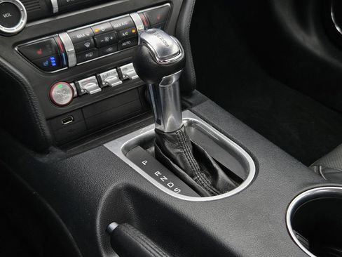 Used 2021 Ford Mustang GT Premium RWD image 24