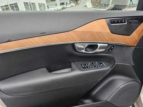 Used 2025 Volvo XC90 B6 Plus w/ Protection Package Premier image 28