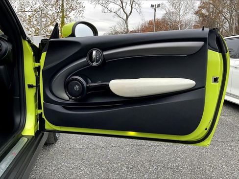 Certified 2023 MINI Cooper S image 21