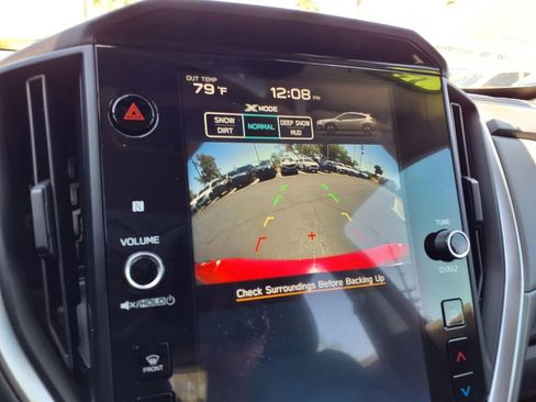 Certified 2025 Subaru Crosstrek 2.0i Premium image 5