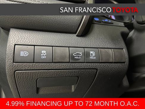 Certified 2021 Toyota Camry SE image 34