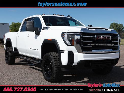 Used 2024 GMC Sierra 2500 SLE w/ SLE Value Package AWD/4WD image 2
