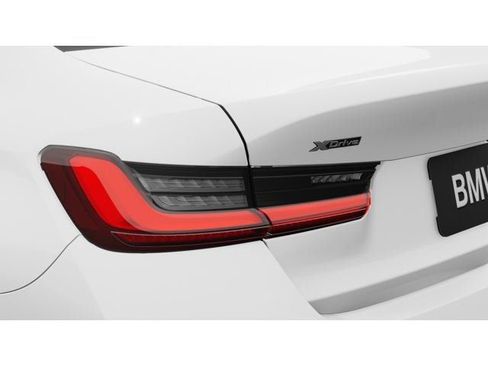 New 2026 BMW 330i xDrive Sedan AWD/4WD image 9