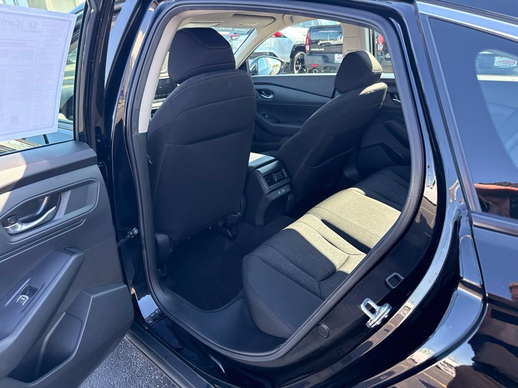 Certified 2025 Honda Accord LX image 15