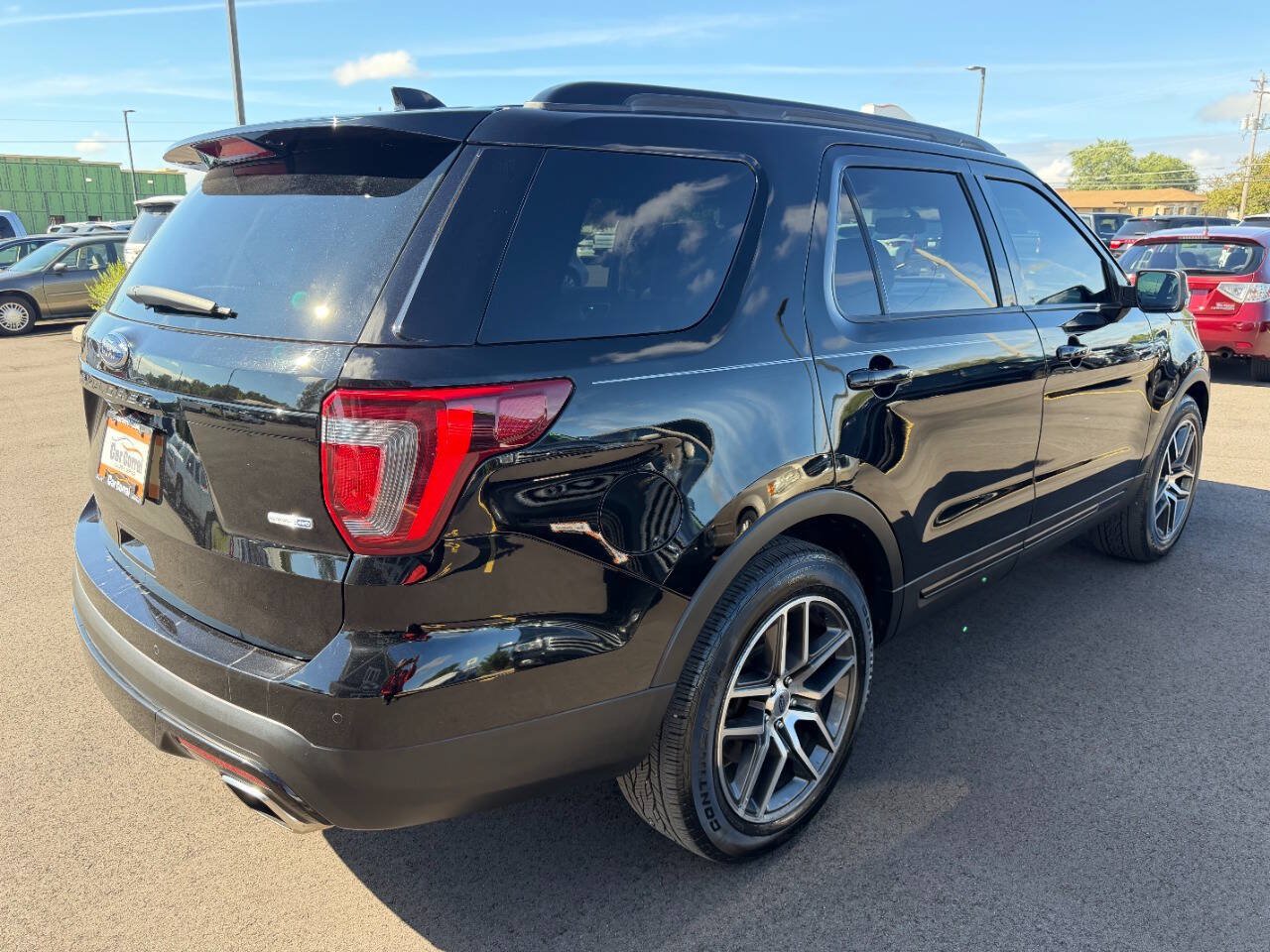 Used 2017 Ford Explorer Sport w/ Equipment Group 401A AWD/4WD image 5