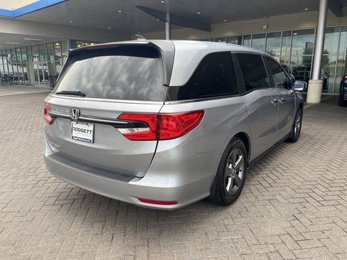 Used 2023 Honda Odyssey EX image 5