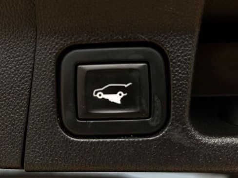 Used 2021 GMC Acadia SLT w/ Elevation Edition image 34