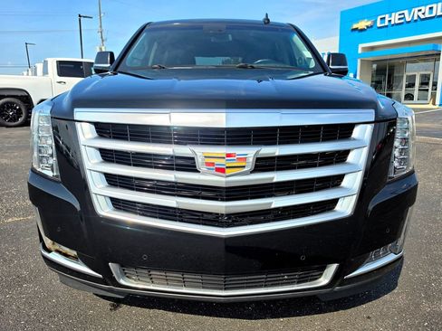 Used 2019 Cadillac Escalade Luxury AWD/4WD image 14