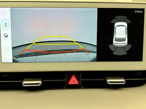 Used 2024 Hyundai Ioniq 5 SEL AWD/4WD image 10