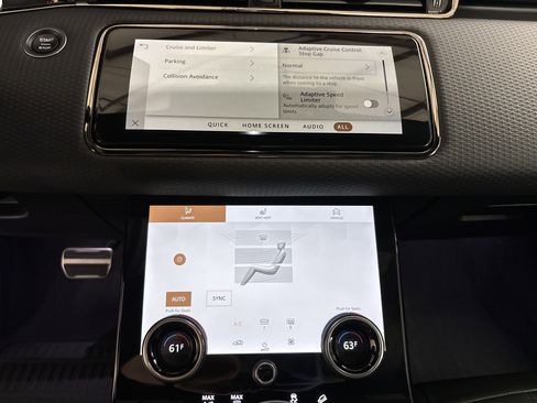 Used 2023 Land Rover Range Rover Evoque R-Dynamic S image 16