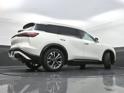 Used 2023 INFINITI QX60 Luxe FWD image 34