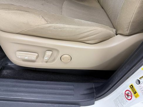 Used 2013 Toyota 4Runner SR5 image 27