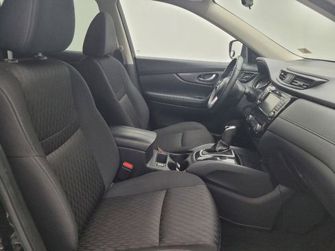 Used 2019 Nissan Rogue SV FWD image 21