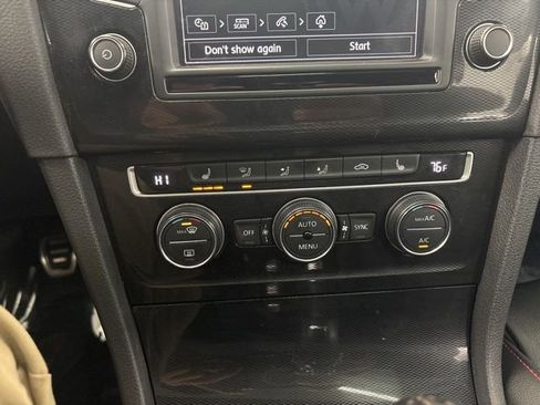 Used 2017 Volkswagen GTI Autobahn image 38