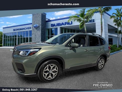 Used 2020 Subaru Forester Premium AWD/4WD image 3