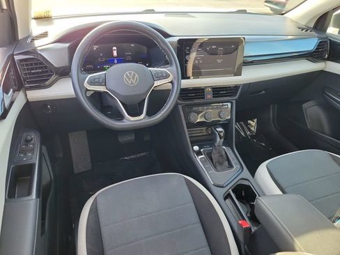 Certified 2025 Volkswagen Taos S FWD image 11
