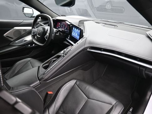 Used 2021 Chevrolet Corvette Stingray Preferred Cpe w/ Z51 Performance Package image 38