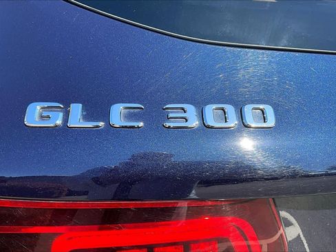 Used 2021 Mercedes-Benz GLC 300 image 10