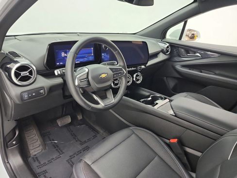 Used 2024 Chevrolet Blazer EV LT AWD/4WD image 12