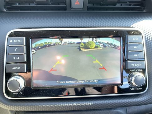 New 2025 Nissan Kicks Play S image 17