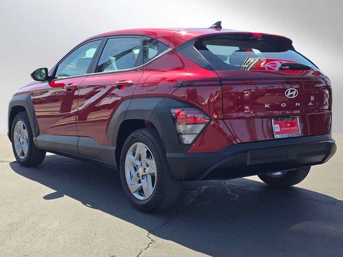 Used 2026 Hyundai Kona SE FWD image 5