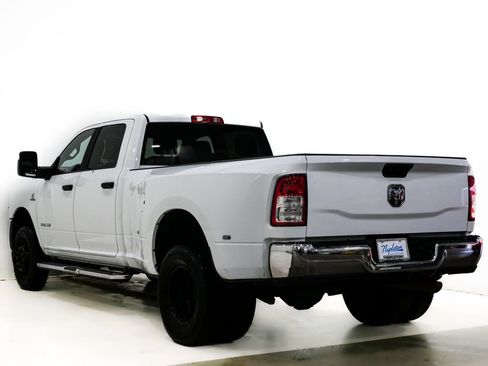 Used 2024 RAM 3500 Big Horn AWD/4WD image 7