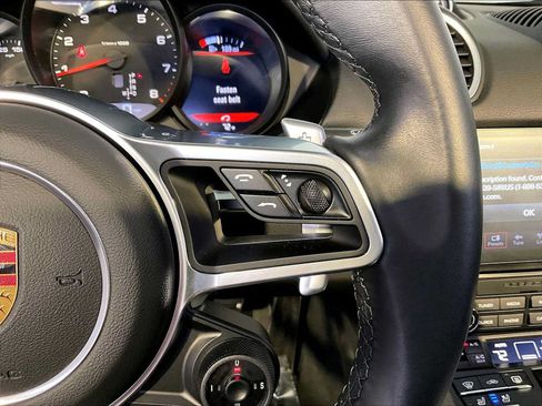 Used 2022 Porsche 718 Boxster RWD image 28