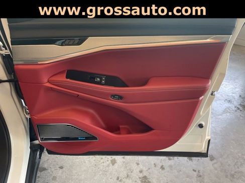 Used 2024 Jeep Wagoneer Launch Edition image 48