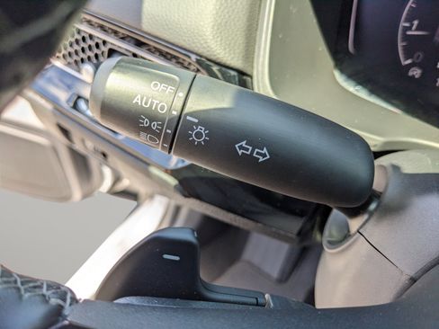 Used 2023 Honda Civic Sport image 30