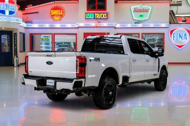 Used 2023 Ford F250 Lariat w/ Lariat Ultimate Package AWD/4WD image 3