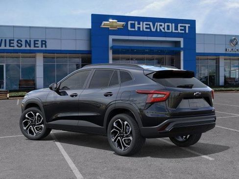 New 2026 Chevrolet Trax RS image 3