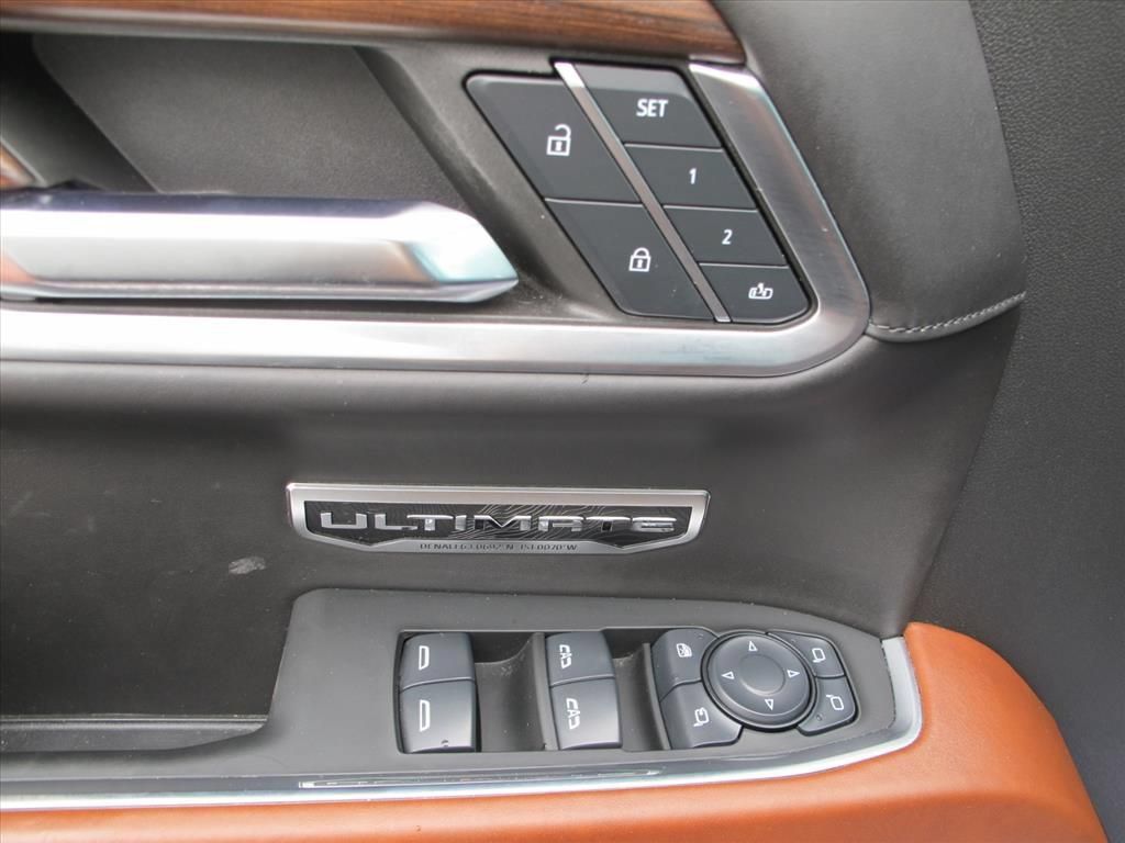 Used 2024 GMC Sierra 1500 Denali Ultimate AWD/4WD image 12