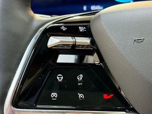 New 2026 Cadillac Vistiq Sport w/ LPO, Floor Liner Package image 16