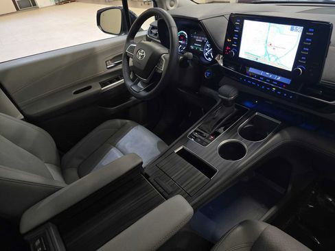 Certified 2024 Toyota Sienna Limited w/ Protection Package (TMS) AWD/4WD image 29
