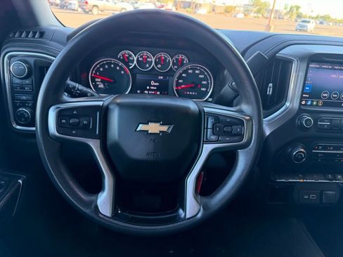 Used 2020 Chevrolet Silverado 1500 LT image 28