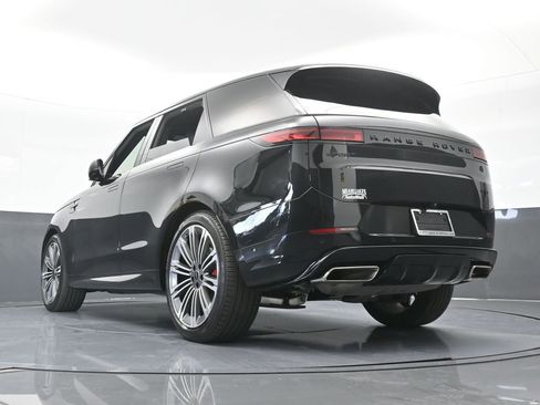 Used 2025 Land Rover Range Rover Sport Dynamic SE AWD/4WD image 57