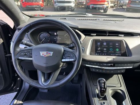 Used 2021 Cadillac XT4 Premium Luxury w/ LPO, Radiant Package image 18