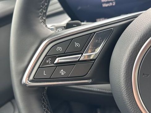 Used 2025 Buick Enclave Sport Touring image 21