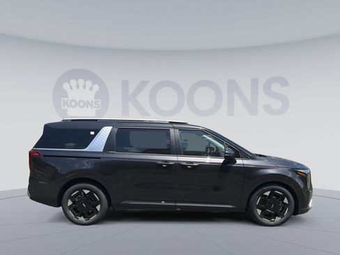 New 2026 Kia Carnival EX FWD image 8