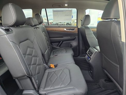 New 2026 Volkswagen Atlas SE AWD/4WD image 12