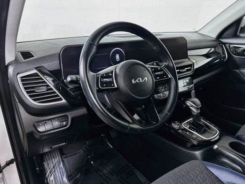 Used 2024 Kia Seltos S AWD/4WD image 9