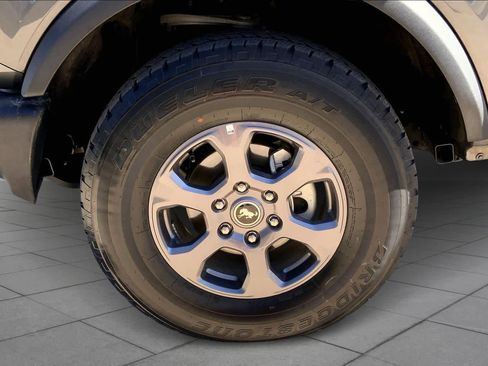 Used 2025 Ford Bronco Big Bend image 10