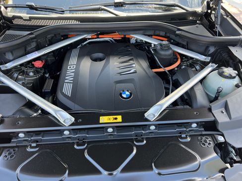 Used 2026 BMW X5 xDrive50e AWD/4WD image 34