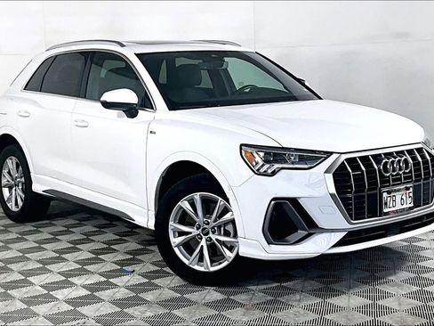 Used 2024 Audi Q3 2.0T Premium AWD/4WD image 11
