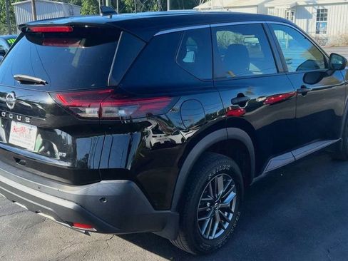 Used 2021 Nissan Rogue S AWD/4WD image 8
