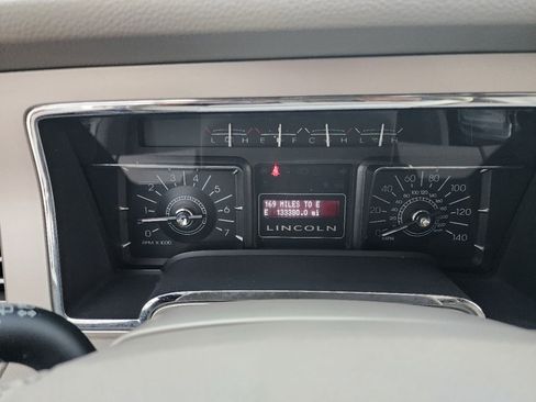 Used 2007 Lincoln Navigator Ultimate image 21