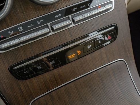 Used 2020 Mercedes-Benz GLC 43 AMG 4MATIC w/ AMG Night Package image 29