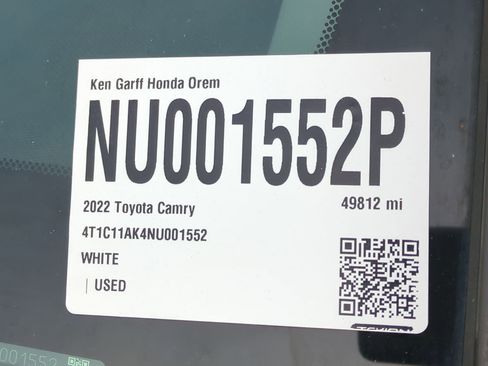 Used 2022 Toyota Camry LE image 32